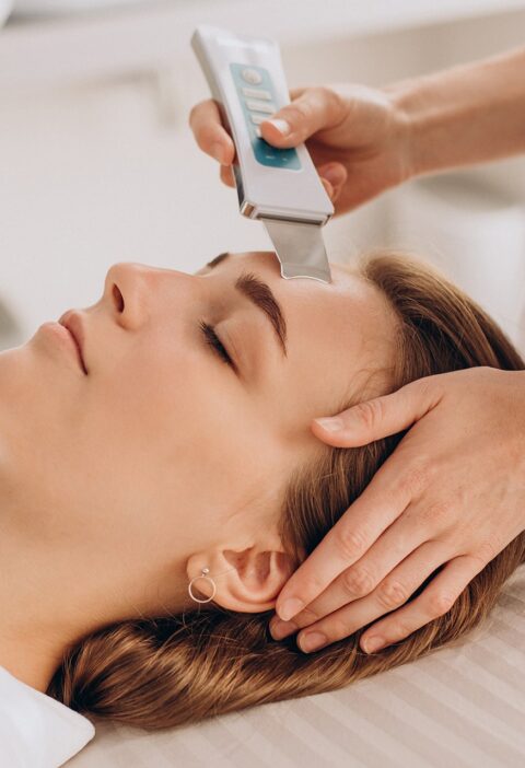 woman-having-beauty-treatment-procedures-salon woman-having-beauty-treatment-procedures-salon